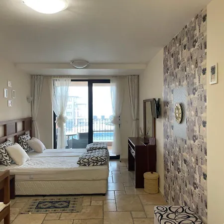 Калиакрия 040 Apartament *